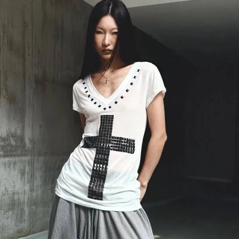 

Graphic Print Gothic Slim T-shirt V-neck Y2k Short Sleeve Top Black Cross Design Harajuku Tees Grunge White Tops Women Clothing