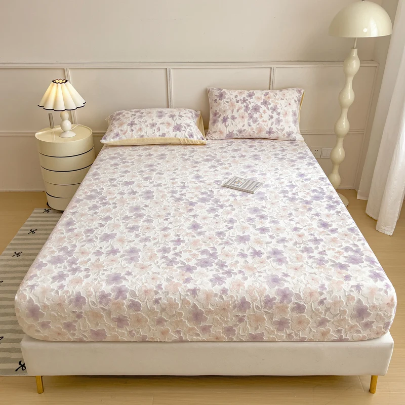 Luxury Embossed Velvet Fitted Sheet Warm Thickened Plush Bed Cover Non‑Slip Deep Pocket Floral Pattern Mattress Protector Covers