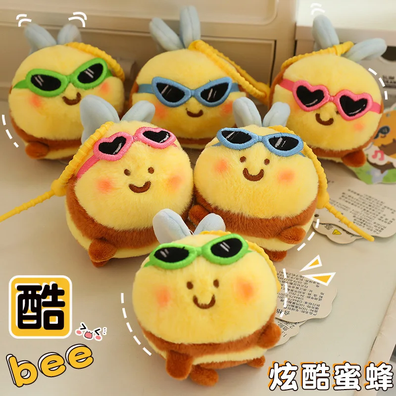 

Creative Sunglasses Bee Ladybug Plushie Toys Stuffed Animals Soft Dolls Knapsack Bag Pendant Decor for Kids Girls Birthday Gifts