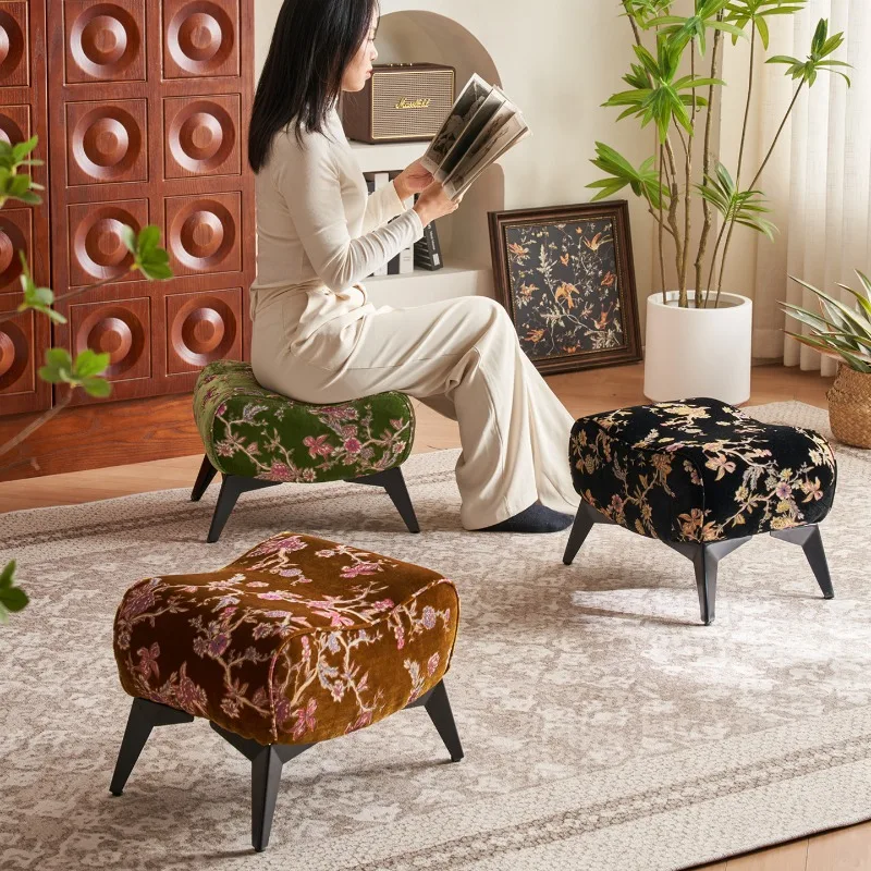 

Chinese retro small stool light luxury high sense living room pier coffee table stool household shoe changing stool medieval