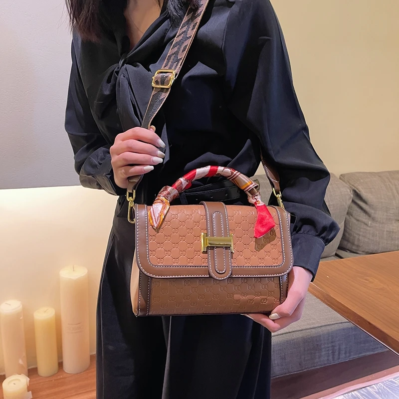 

Luxury Women's Messenger Bag Leather Crossbody Handbag Shoulder Tote Famous Designer Brand