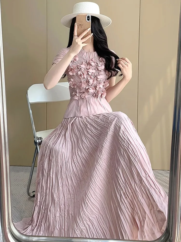 

Miyake Pleated Hand Embroidered Top and Large Swing Skirt 2-piece Set for Women's Summer New Style Temperament Two-piece Set