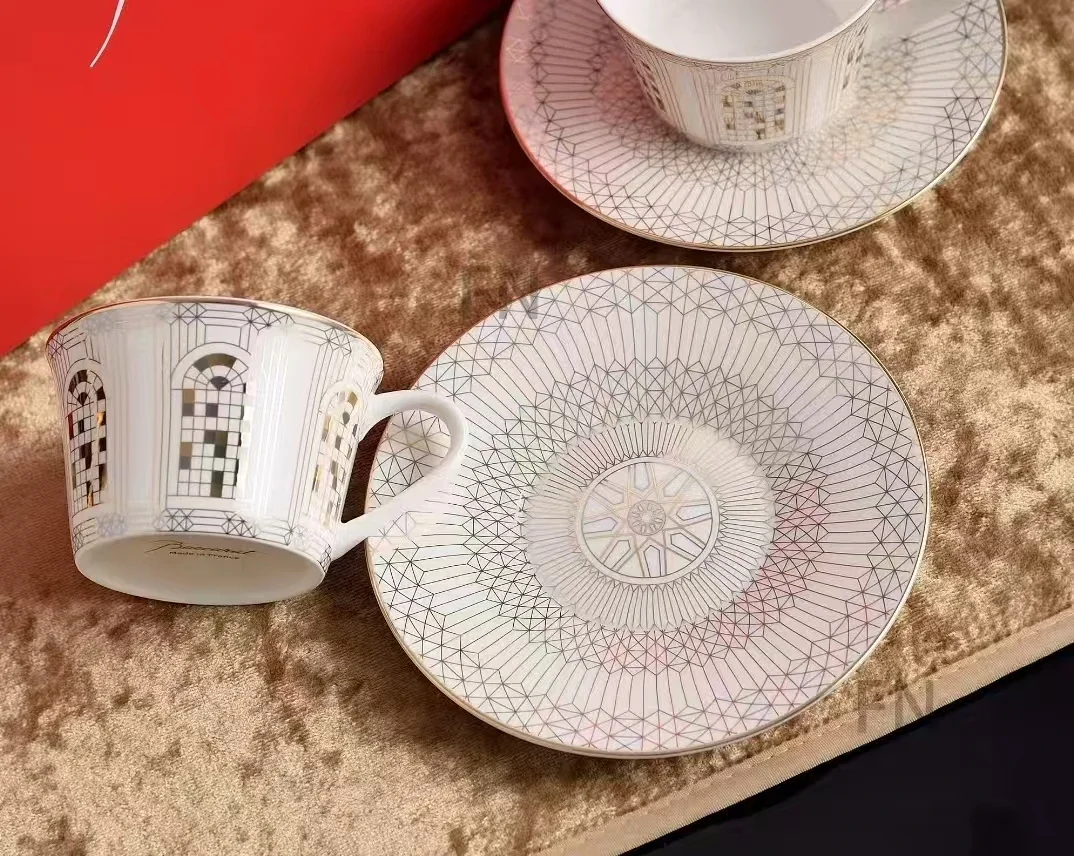 1pc Cup+ 1pc Saucer Bone China cup Porcelain coffee cup with saucer tea cups