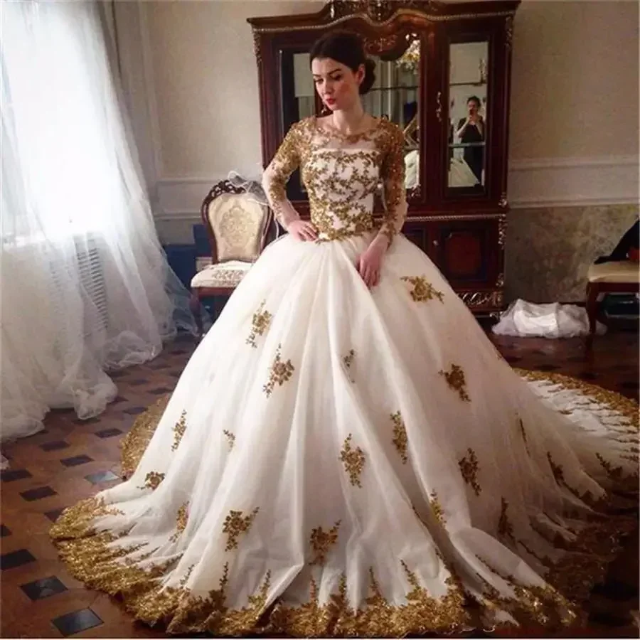 

Customized Plus Size Wedding Dresses Vestios De Marriage Royal Train Gold Lace Applique Long Sleeve Ballgown Bridal Gown