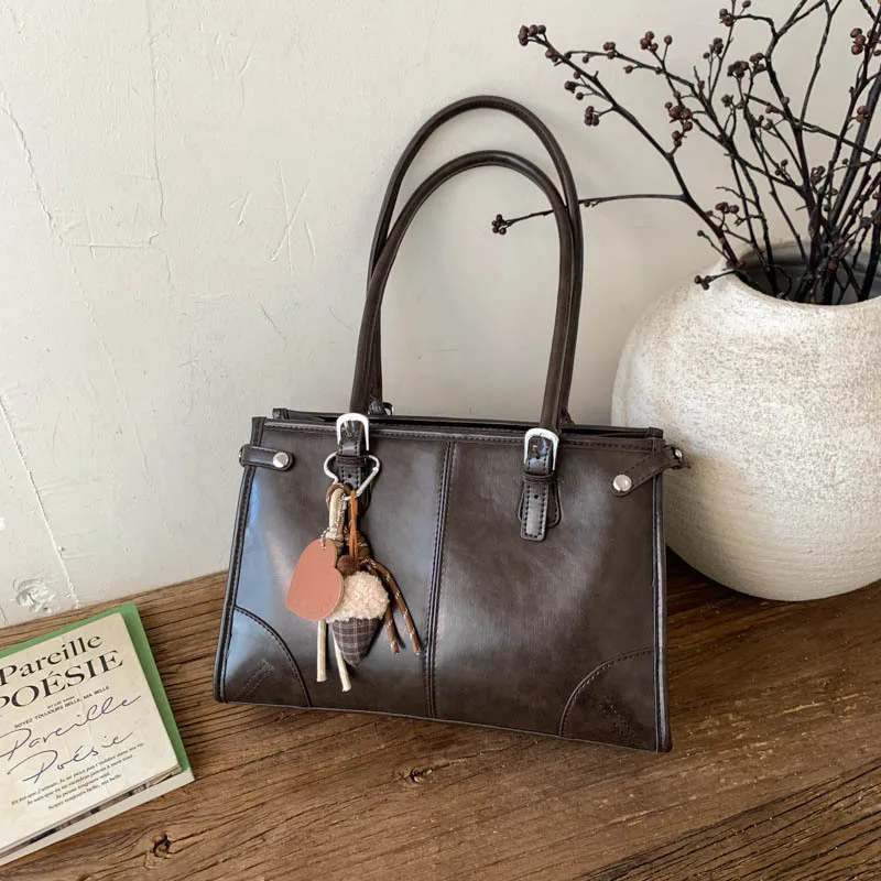 

2025 New Women's Large Capacity Tote Bag, Chic Soft PU Leather Shoulder Purse, Spacious Casual Shopper for Work & School​