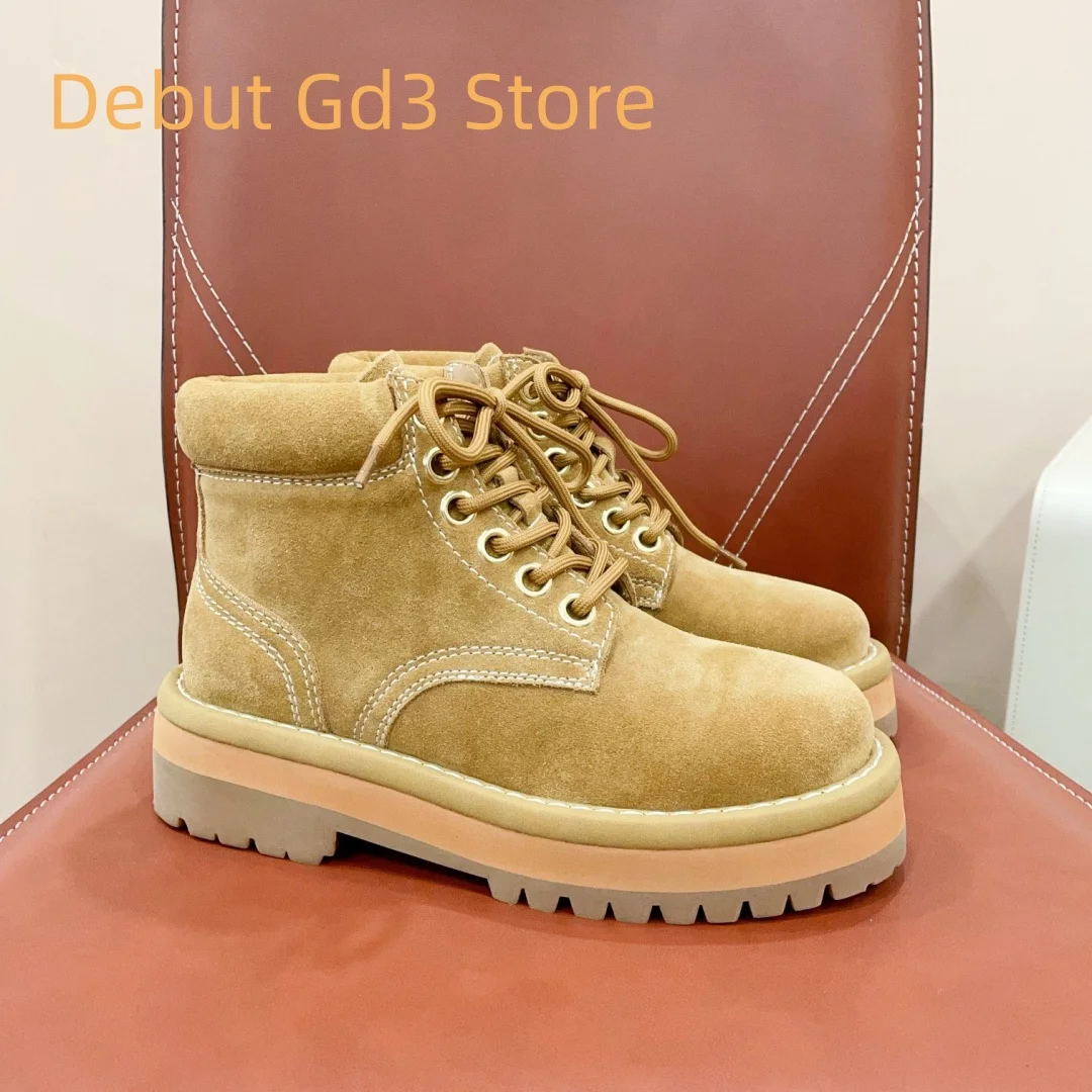 

2024 New Workwear Bumblebee Short Boots, Thick soled Retro Cowboy Boots, Autumn Martin Boots, English style Women's Boots