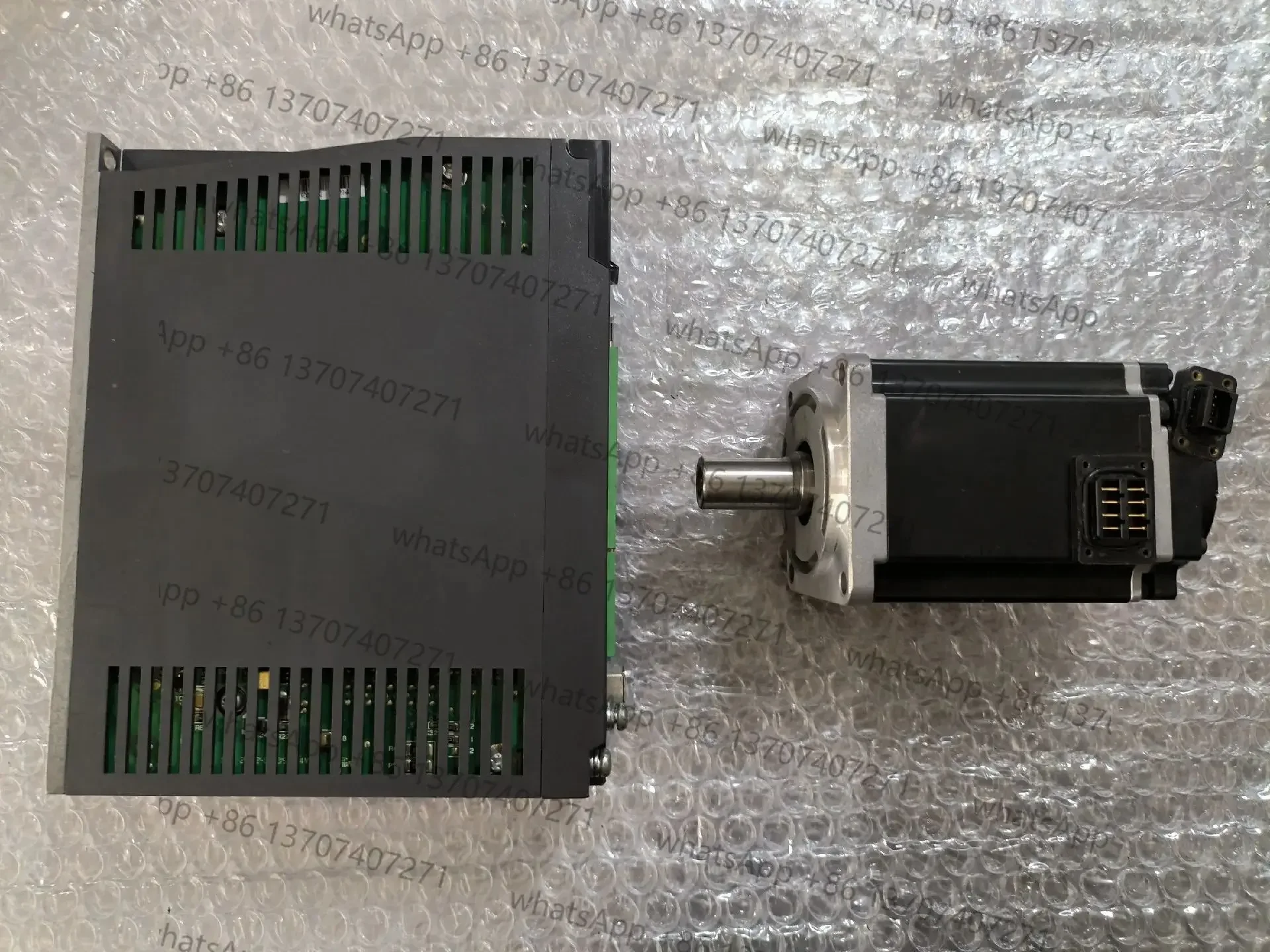 Penggerak Servo RS2A03A0AL0WA0 R2AA06040FXH11 untuk Sanyo