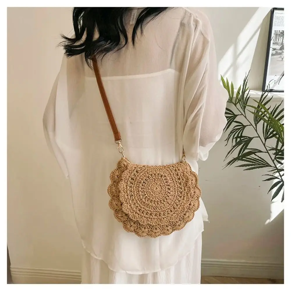 Woven Straw Round Handbags and Purses Shouler Crossbody Bags for Women New Vintage Summer Beach Ladies Messenger Bags