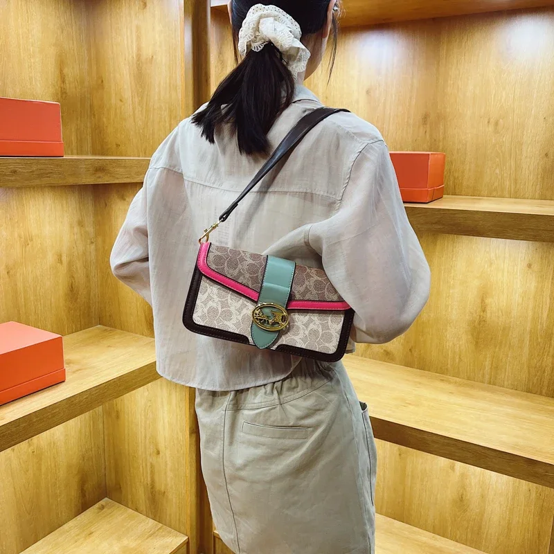 

Women's Luxury Leather Shoulder Handbag Elegant Crossbody Designer Tote Bag Classic Style For Modern Use