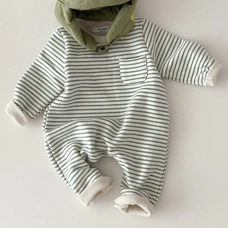 2024 Spring New Baby Striped Romper Boys Girls Simple Striped Casual Jumpsuit Winter Infant Fleece Warm Clothes