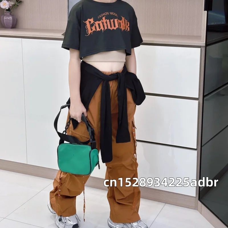 Brown K-pop Crop Top Street Dance Letters Sport Loose Pants Children Hip Hop Streetwear Kids Jazz Girl Group Costume Clothes Set