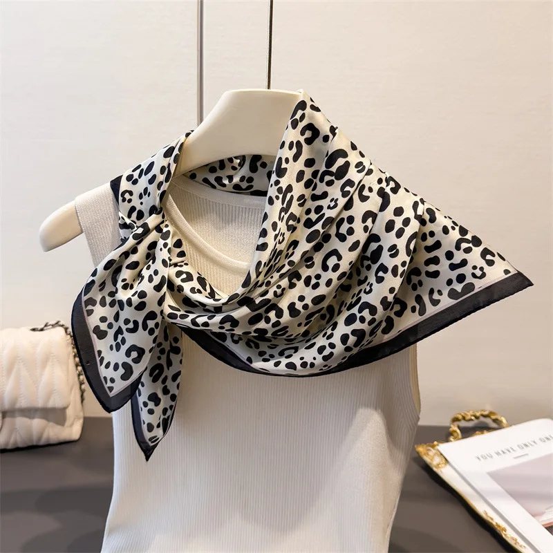 New Fashionable Bandanas Imitation Silk 70*70cm Temperament Square Scarves Women Spring/Summer Soft Satin Leopard Print Scarf view 3