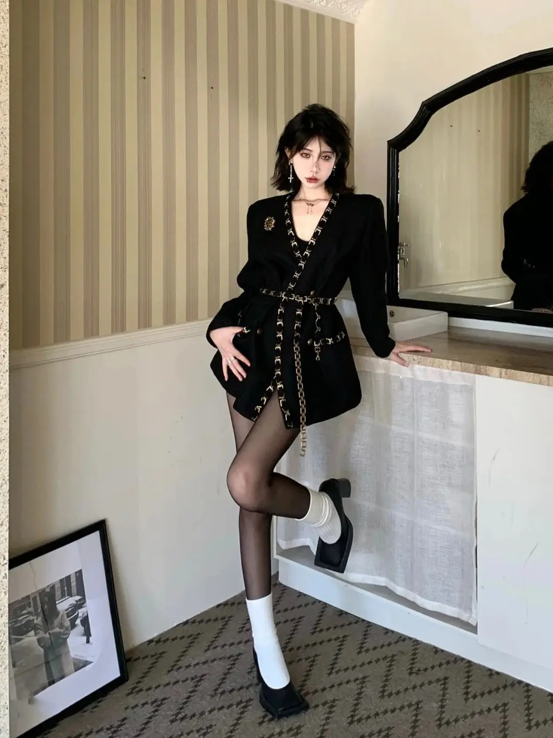 ブラックブレザー レディース 秋冬 2025 フレンチスタイル オードリーヘップバーン風 エレガントジャケット