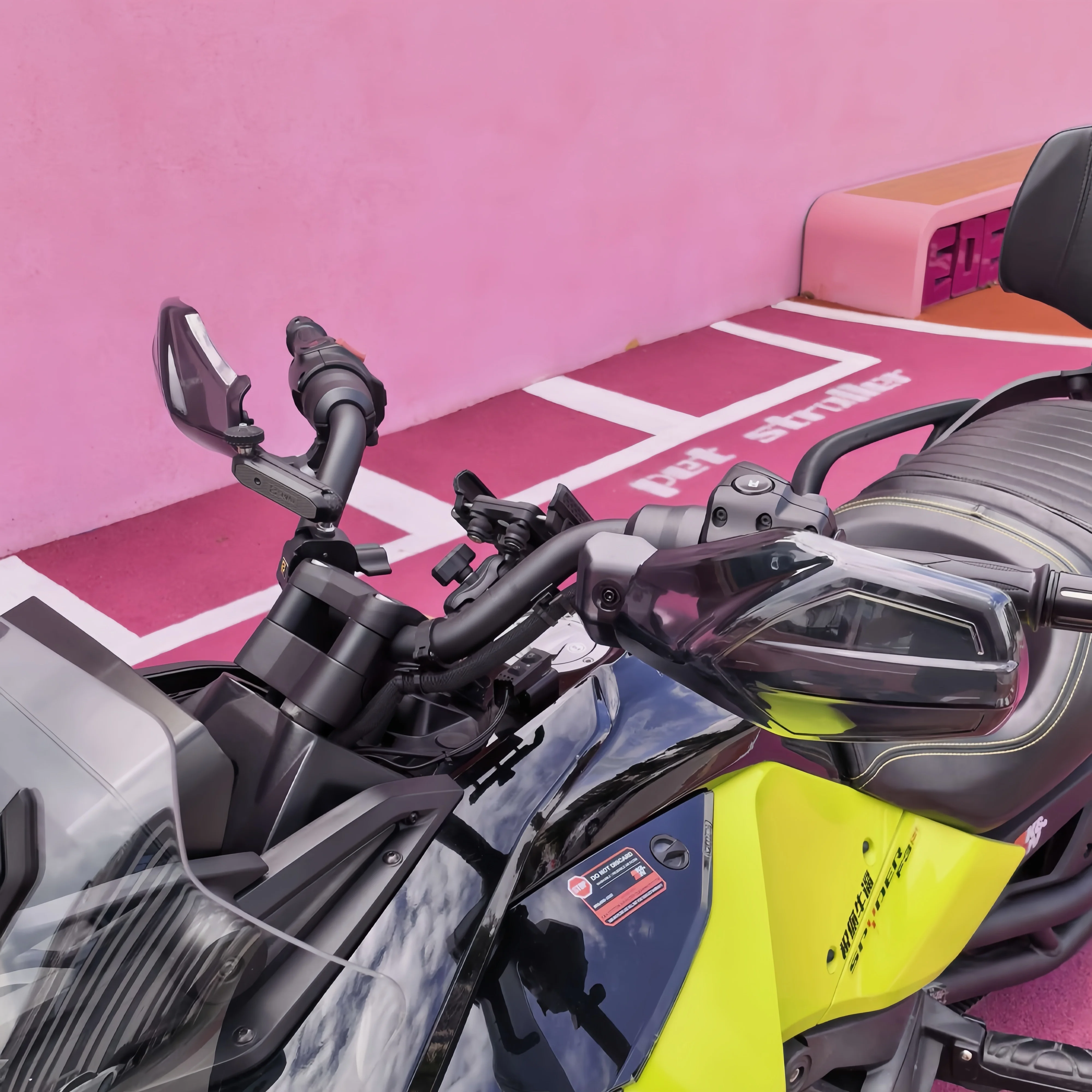 New Handlebar Hand Guards Wind Deflector Protective Handguards Modification Parts Fit For Can‑Am Spyder F3‑S 2016‑2023
