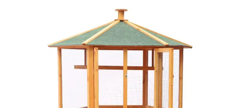 XBF001 Outdoor Wooden Bird House Modern style spruce wood with waterproof top and painting