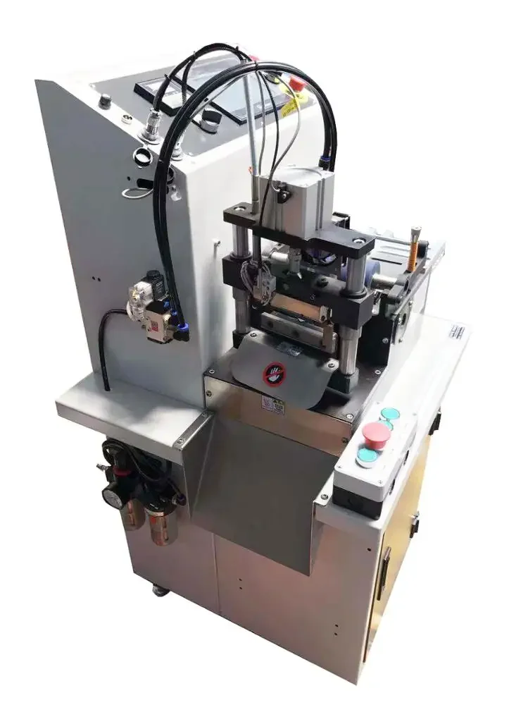 ZCUT-610 Hot selling Rotary knife 45 degree tape cutting automatic nylon ribbon string cutting machine