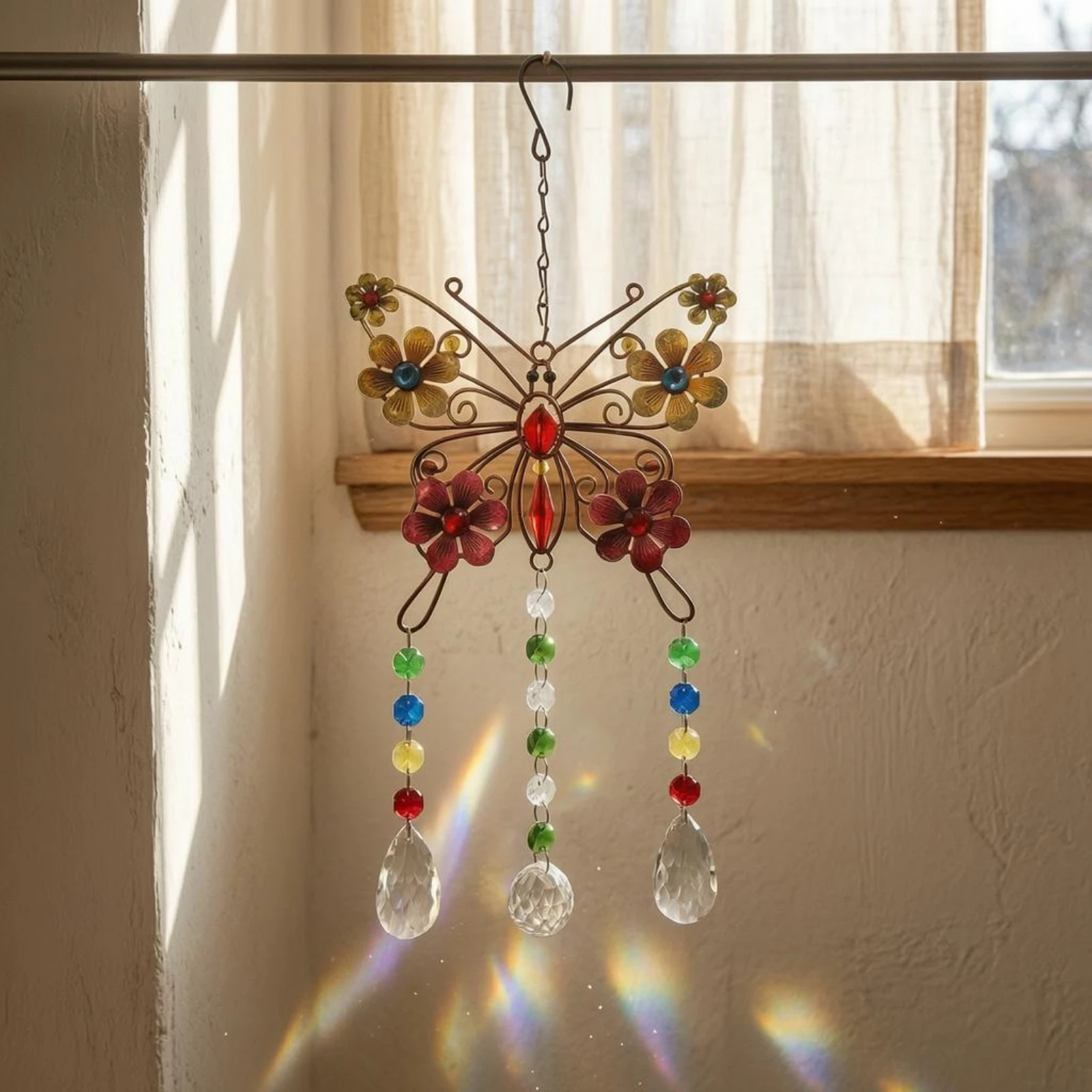 Crystal Butterfly Suncatcher Iron Wire Frame Butterfly Sun Catcher Rainbow Creator Ornament Light-Catching Indoor Outdoor Use