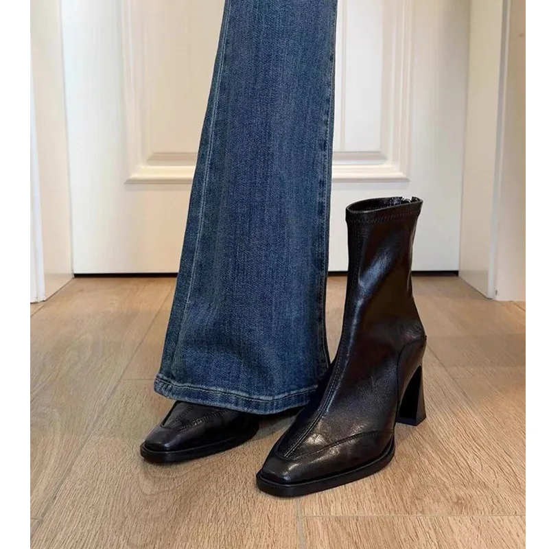 

Short tube single boots Korean version high heels square toe slim boots short boots women's thick heels retro British style