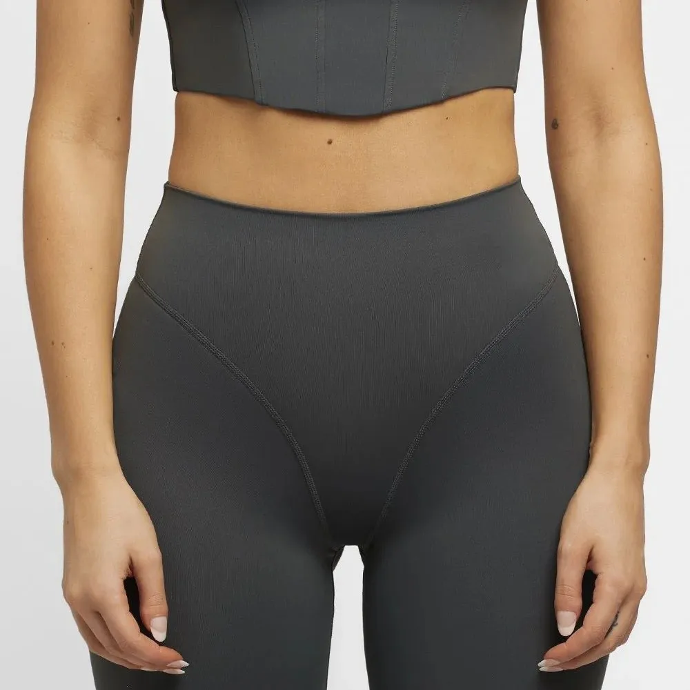 Levantamiento de cadera y adelgazamiento, pantalones de Yoga desnudos de nueve puntos, mallas exteriores elásticas para mujer, pantalones de entrenamiento para correr y Fitness, mallas para mujer