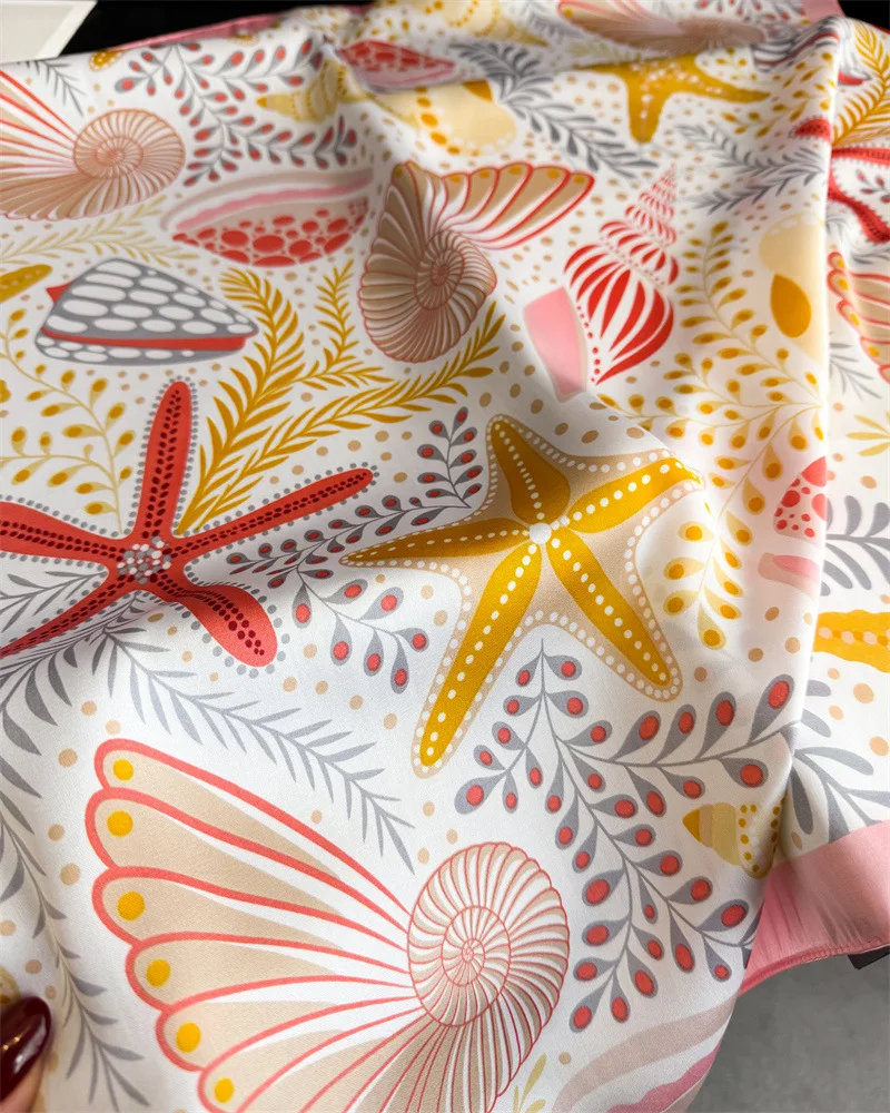 2026 Strand-Quadrat-Schal für Damen, Sommer-Haarbänder, Seidenband, Satin-Hijab, Wickeltücher, Halstuch, Damen-Stirnband, Bandana – Detail 3