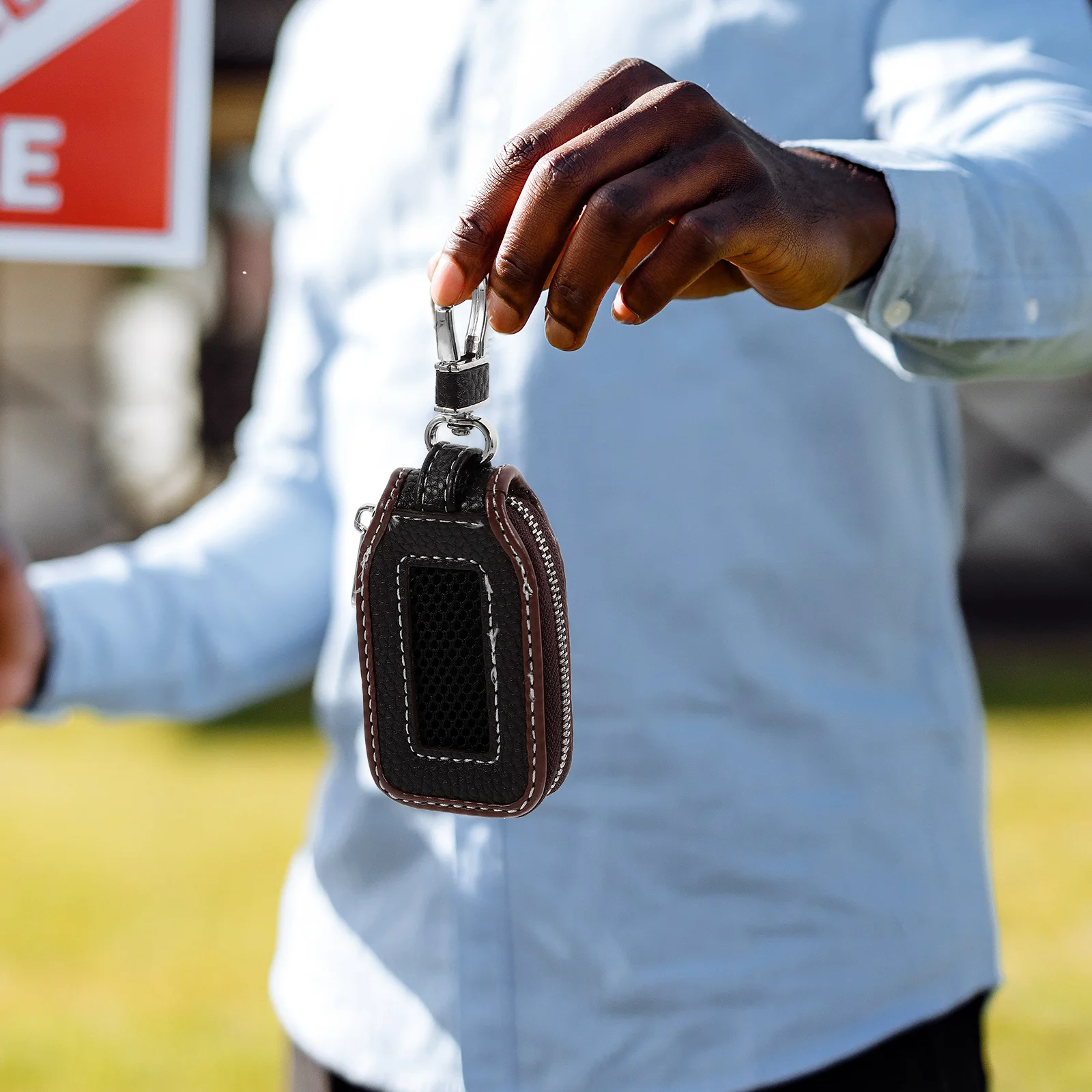 

Sleek Zipper Holder Pouch Durable Pu Protector Bag For Car Keys Multifunctional Keychain Organizer Universal Key Case