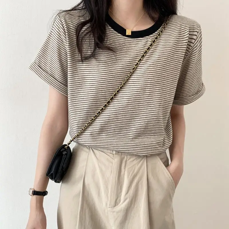 

2025 Summer Fashion Women T-Shirts Stripe Graphic T Shirt Femme Harajuku Casual Loose Tee Shirt Gray Y2k Tops Female Streetwear