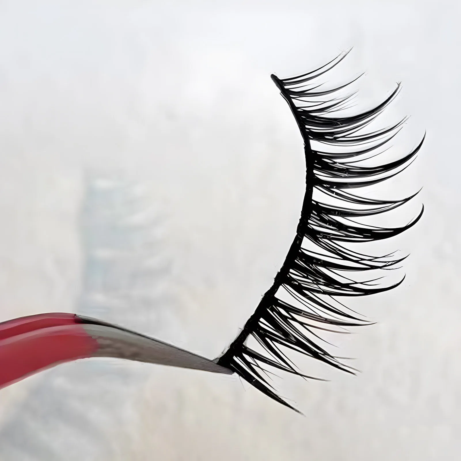 New Hot Realistic Curl False Eyelashes 3D Lash Thick Volume Long Wispy Lashes for Daily Working or Stage Makeup