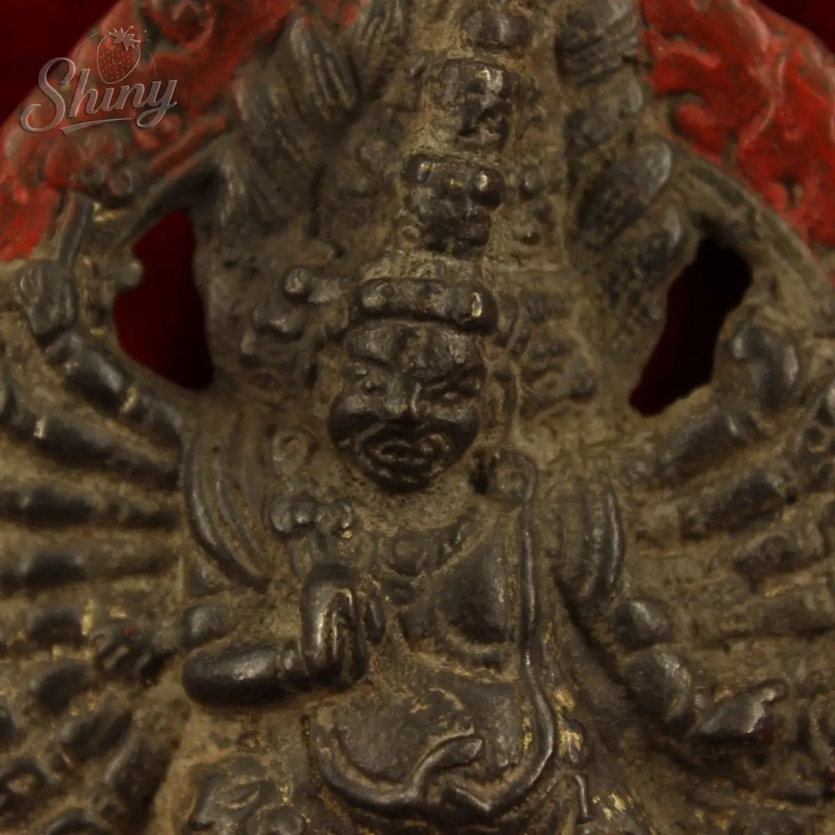 التبت البرونزية 8 الأسلحة ماهاكالا بوذا الإله فاجراباني التانترا تمثال تميمة قلادة غرفة المعيشة الديكور