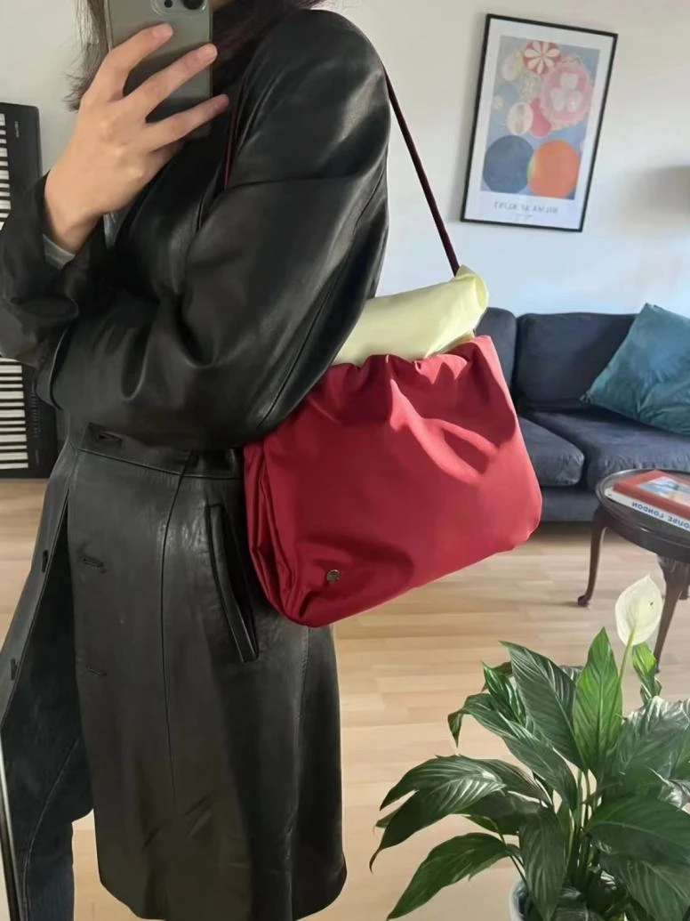 cloud-ape-borsa-tote-grande-capaci-materiale-in-nylon-design-piegato-borsa-a-tracolla-borsa-a-tracolla-casual-colore-a-contrasto-briti-sle