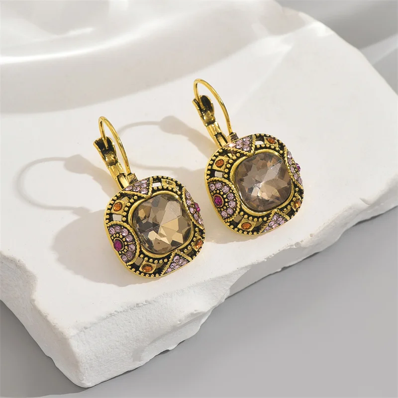 العرقية خمر الذهب اللون معدن مربع مطعمة شاحب الأصفر حجر استرخى أقراط للنساء مجوهرات