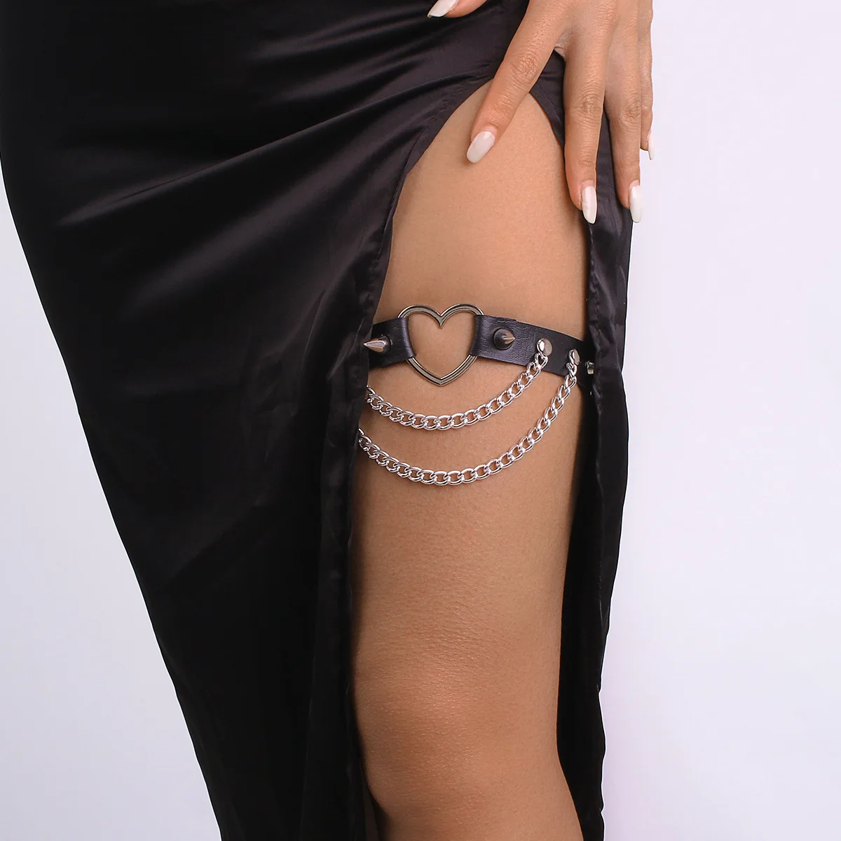 The Dark Department exaggerates the leg ring, the leather love chain rivet geometry original wind leg chain anklet female