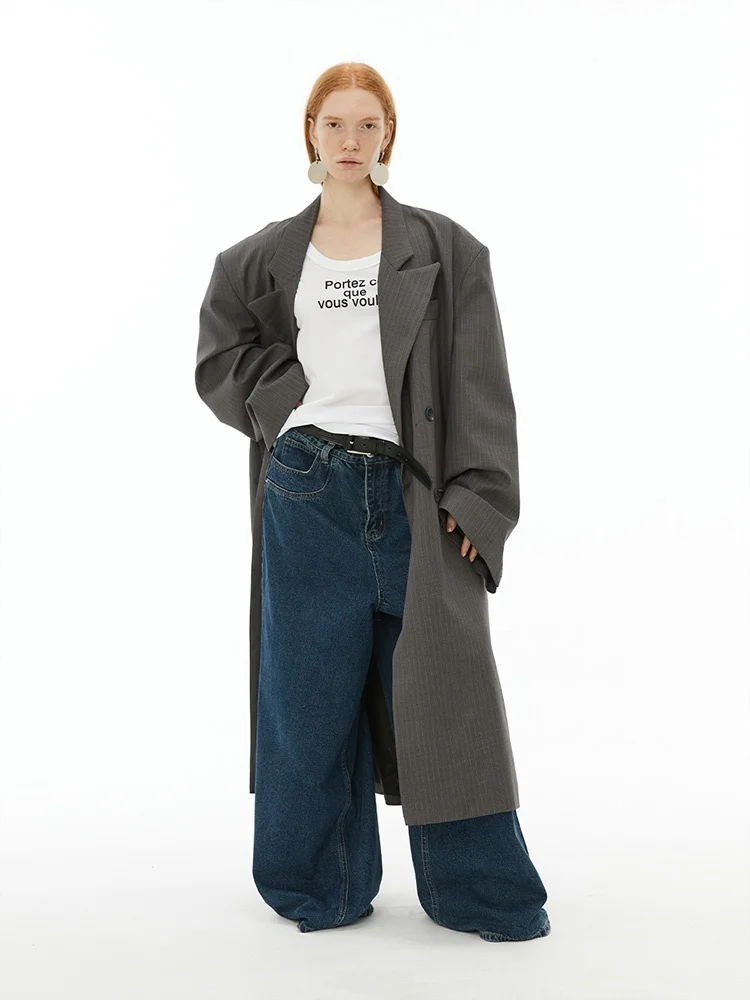 Casaco Longo Feminino com Design de Duas Portas e Almofadas Listradas Raroliquecold