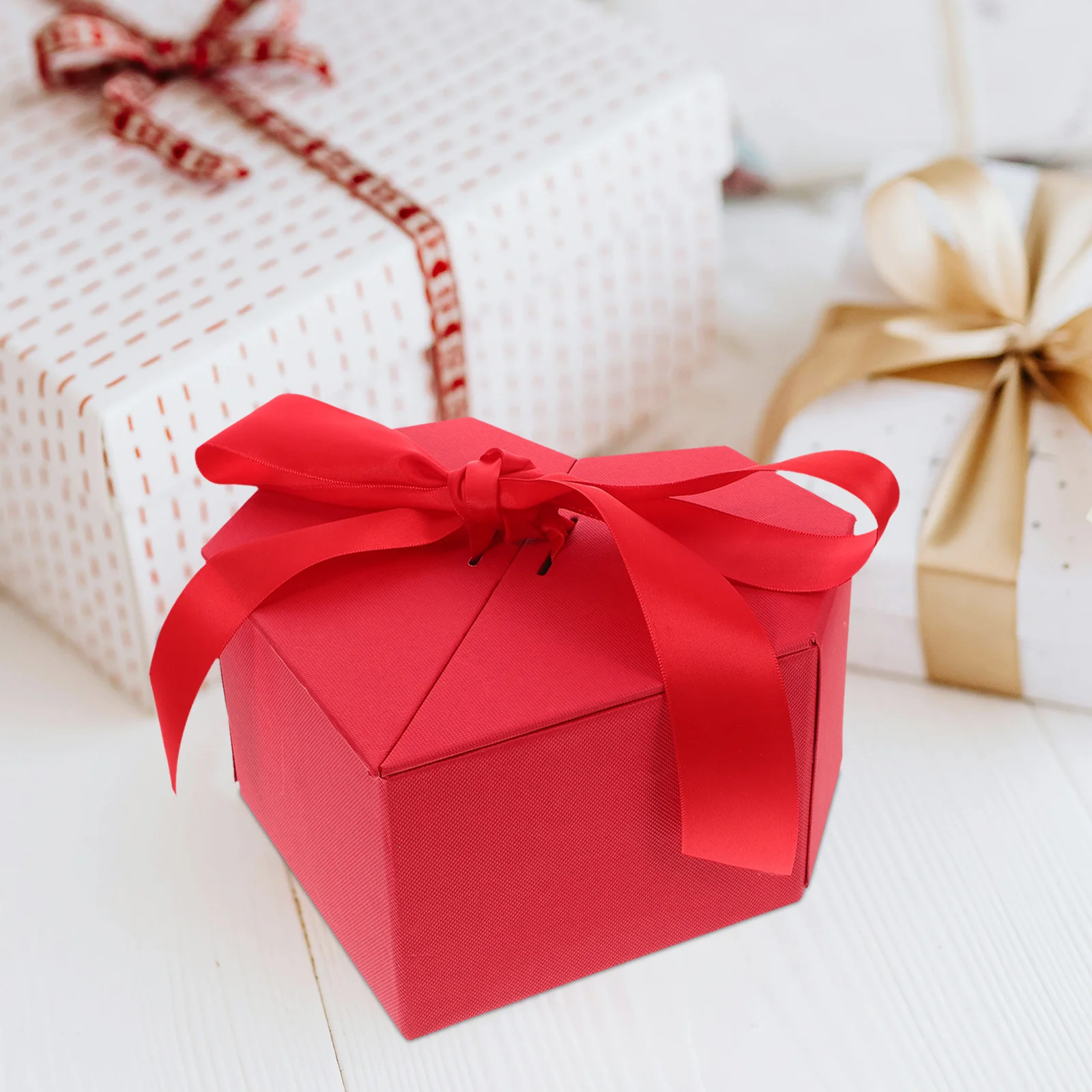 

Empty Red Heart Shaped Gift Box Flip Top Ribbon Bow for Valentines Wedding Bridal Shower Anniversary Jewelry Box