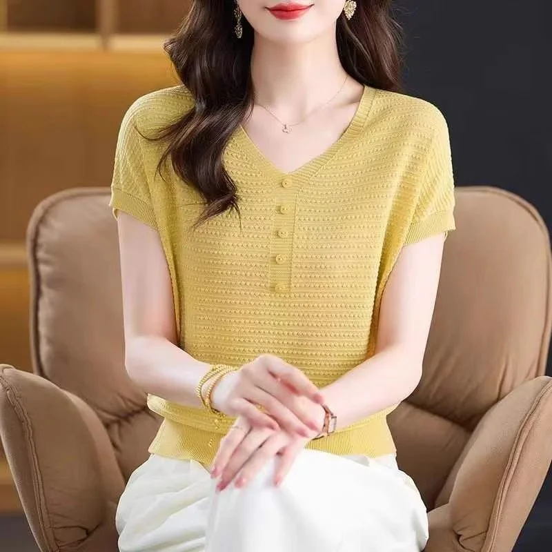 V-ausschnitt Eis Seide Gestrickte Kurzarm T-Shirt Für Frauen Sommer 2025, Modische Lose Dünne Stil Große Größe Vielseitig Top W387