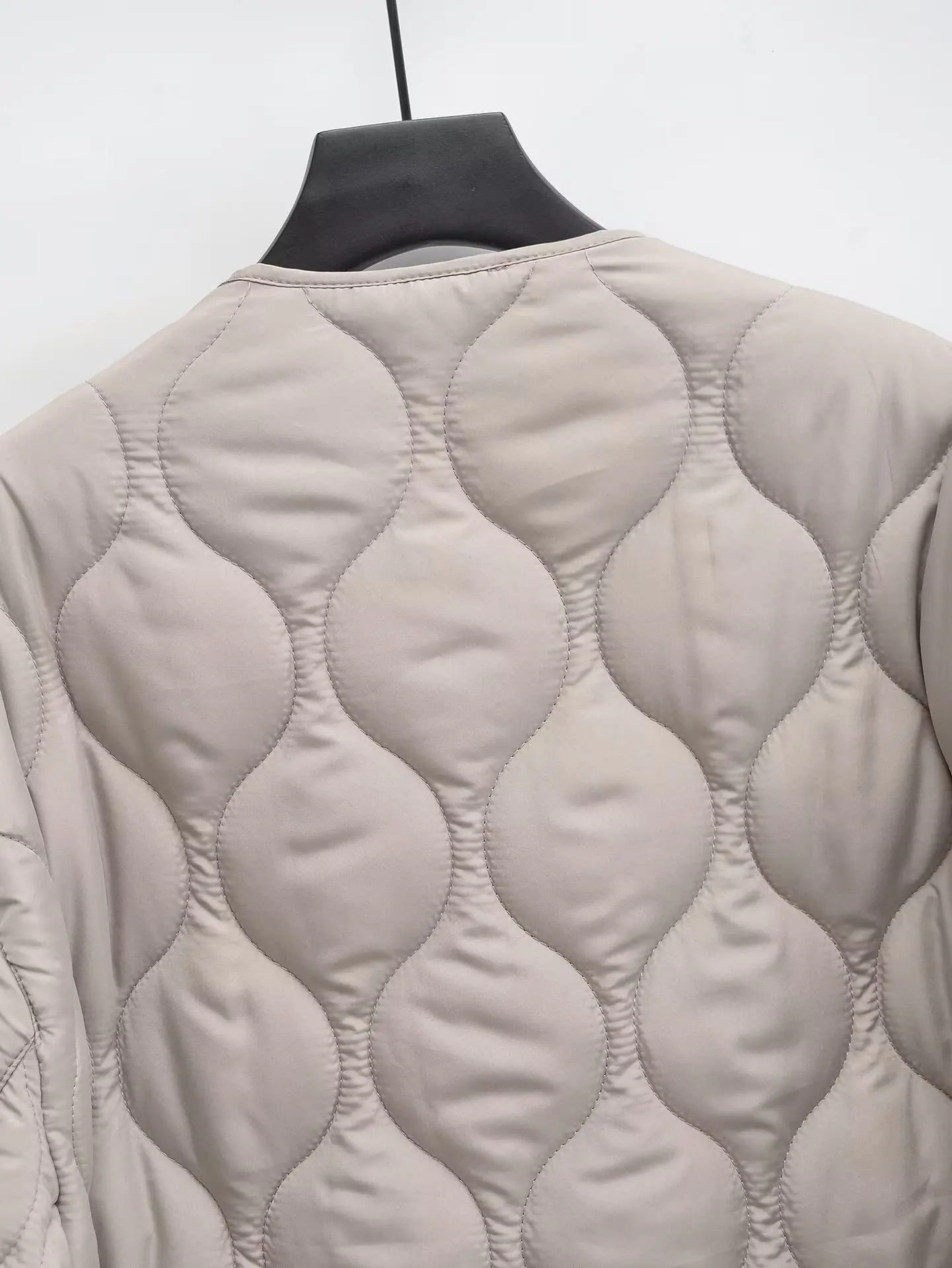 Chaqueta acolchada Retro para mujer, abrigo de manga larga con cuello redondo y cremallera, versátil, moda de otoño e invierno, 2024