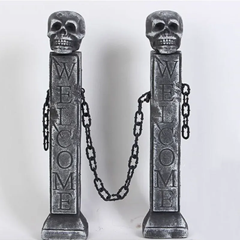 

Halloween Skull Gate post Beast Column Decorations Halloween Bar Haunted House Horror Tricky Realistic room escape prop statue