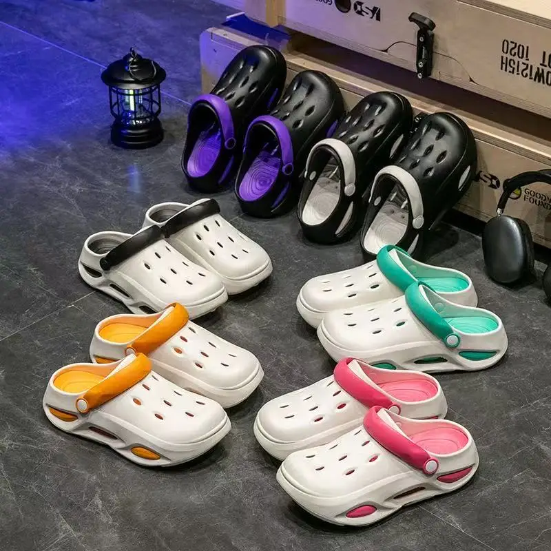 

Women and Men's Hole Shoes Summer Non-Slip Outdoor Sandals Closed Toe Shit Feeling Beach Slippers Thick Bottom Soft Bottom