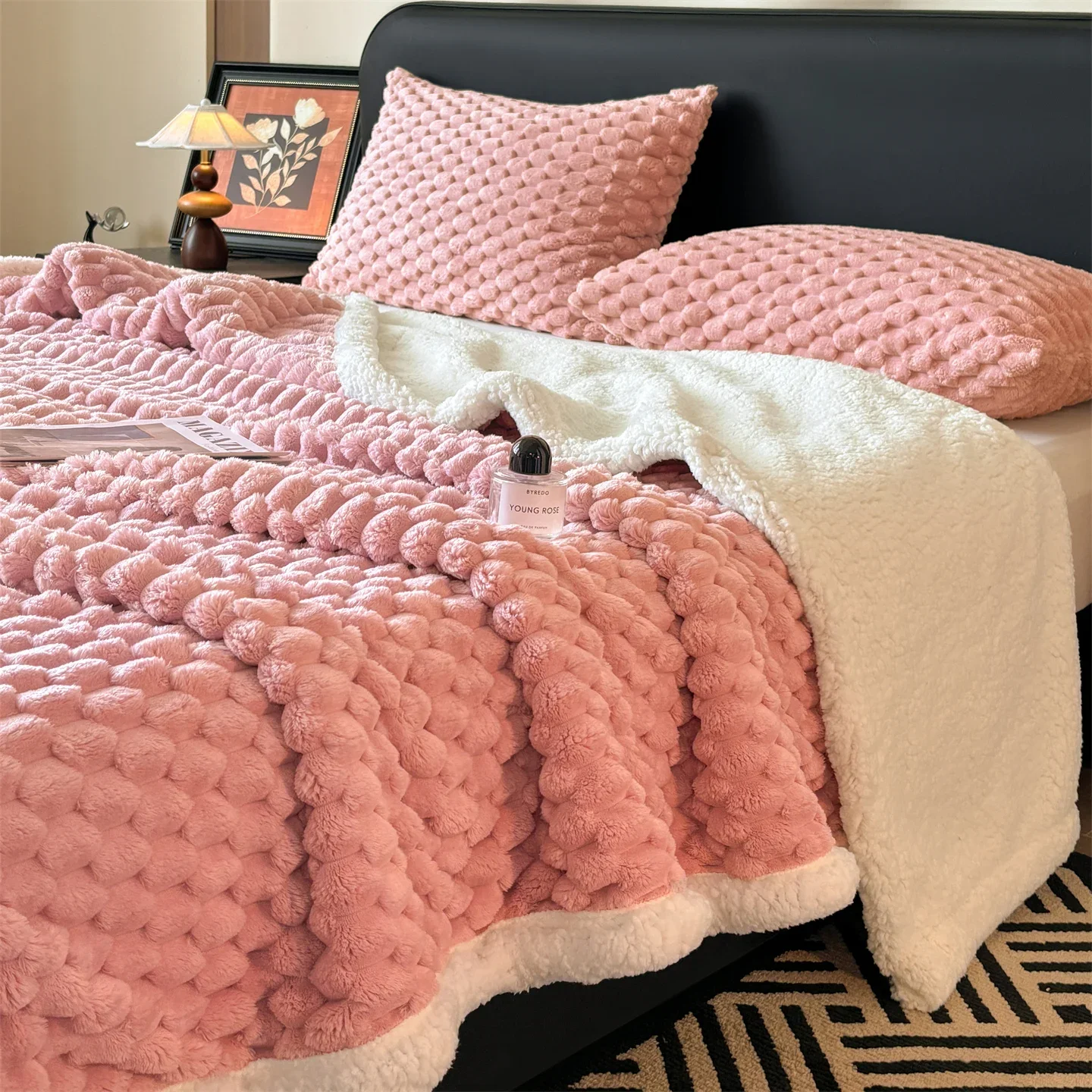 Double Layer Thick Sherpa Fleece Blanket Warm Turtle Velvet Queen Bed Blanket for Autumn Winter Soft Plush Sofa Throw Blankets