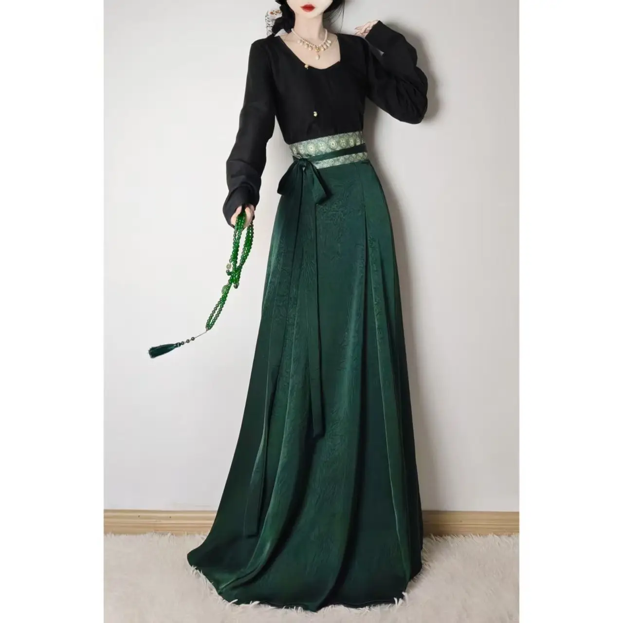 Original Ladies Tang Dynasty Hanfu Suit, Glossy Satin Draped Blouse & Multi-panel Skirt, Wearable Oriental Clothes