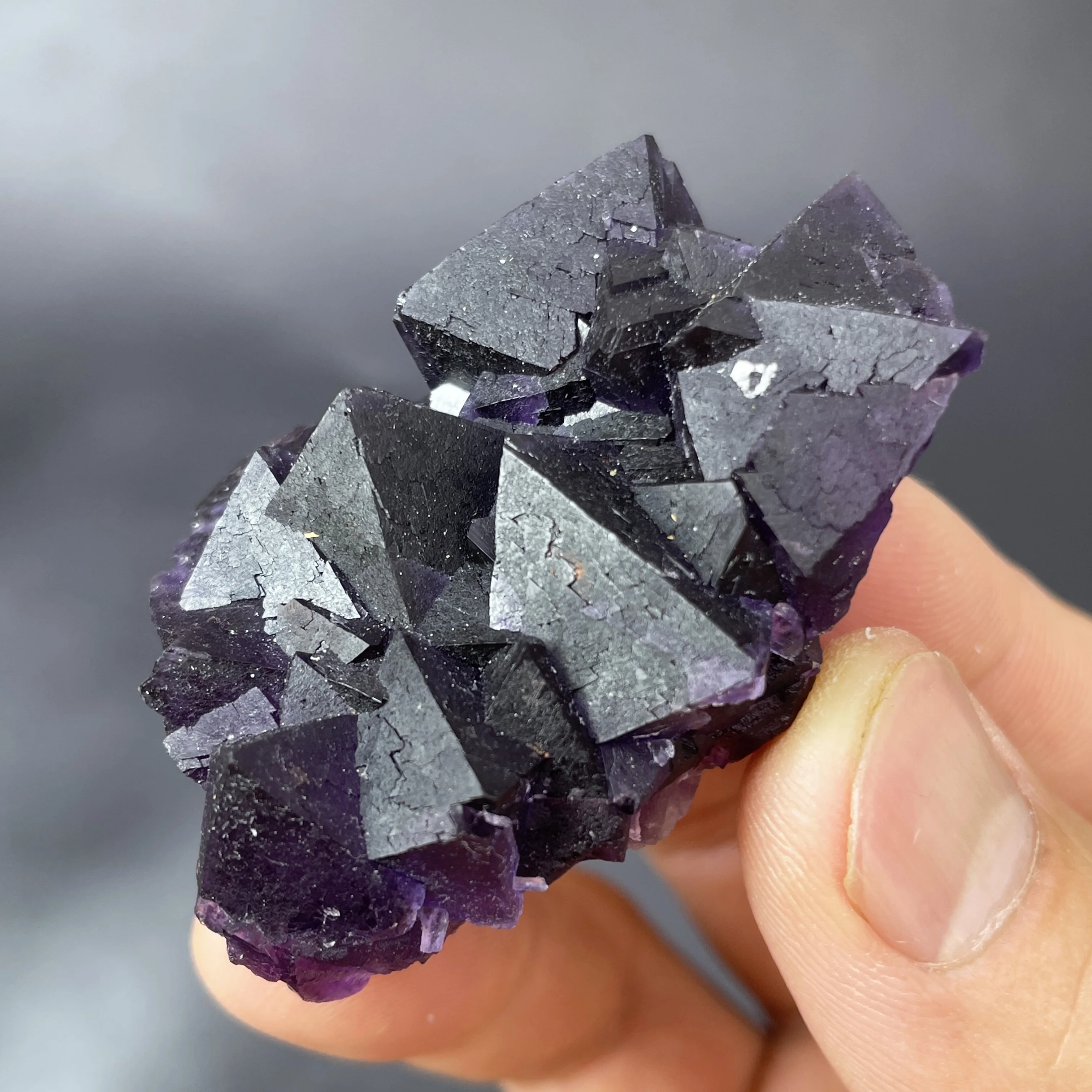 Natural ZheJiang Purple Fluorite Stepped Cluster Mineral Crystal Quartz  Specimen Healing Stone Home Decor