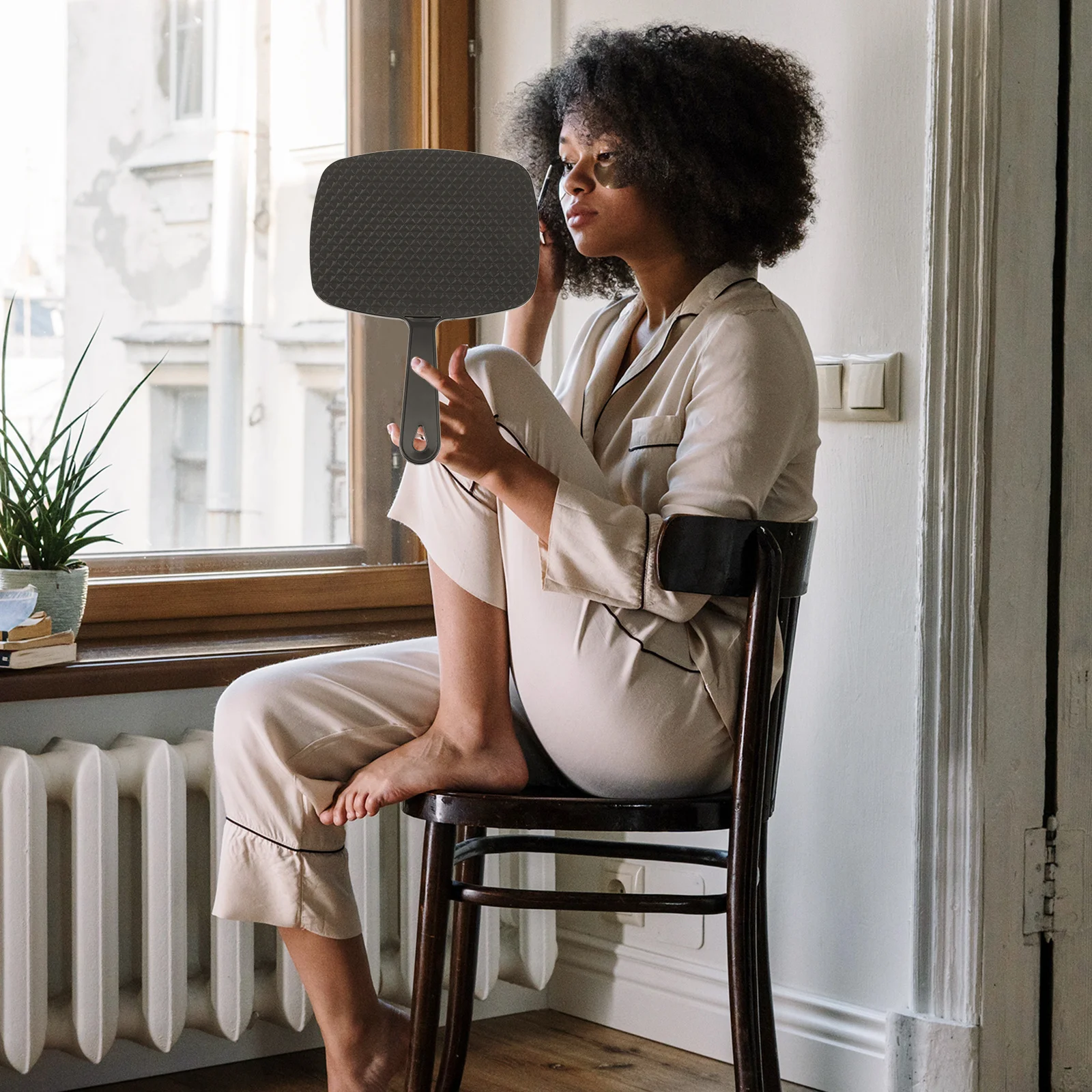 

2Pcs Women Makeup Mirrors Portable Handheld Durable Travel Tools Lightweight Compact Vanity Mirror Makeup Mirror