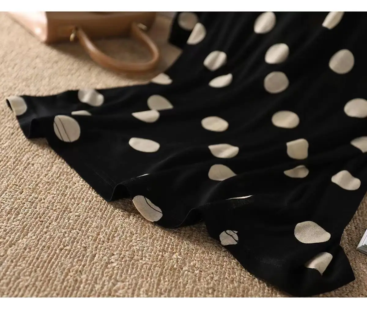 Polka Dot 2024 Korean Loose Women All-match Elegance Round Neck Fashion Short Sleeved T-shirt Appear Thin Temperament Dots Tops