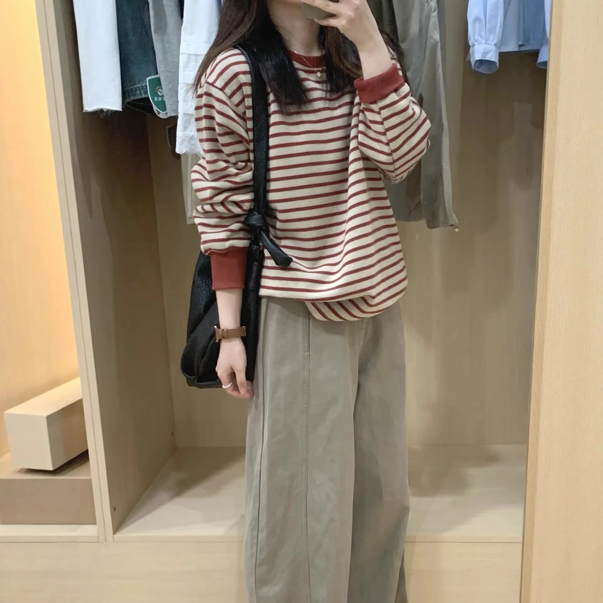 Women T-shirt Lady Crew Neck Loose-fit Top Vintage Striped Long-Sleeve Lightweight Sweatshirt Autumn Slimming Student T-shirt