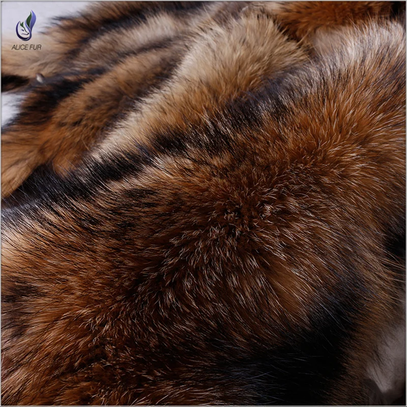 Wholesale Factory Supply Real Raccoon Rur Skin Natural Raccoon Fur Pelt For Garment