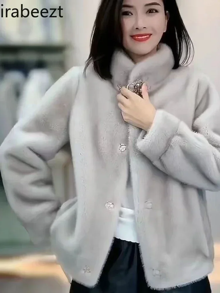 The New Autumn/Winter 2024 Ermine Fur Mink Fur Thickened One Fashion Coat Shows Slimming Short Style Jackets for Women