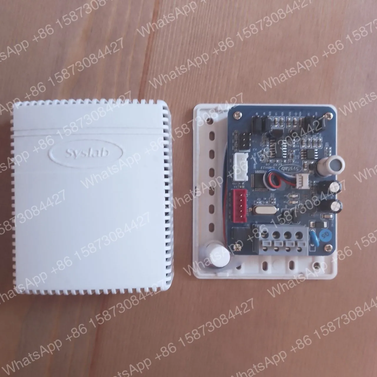 Sensor Transmisor de Temperatura y Humedad para Aire Acondicionado de Pared SYSLAB SL180W TS168