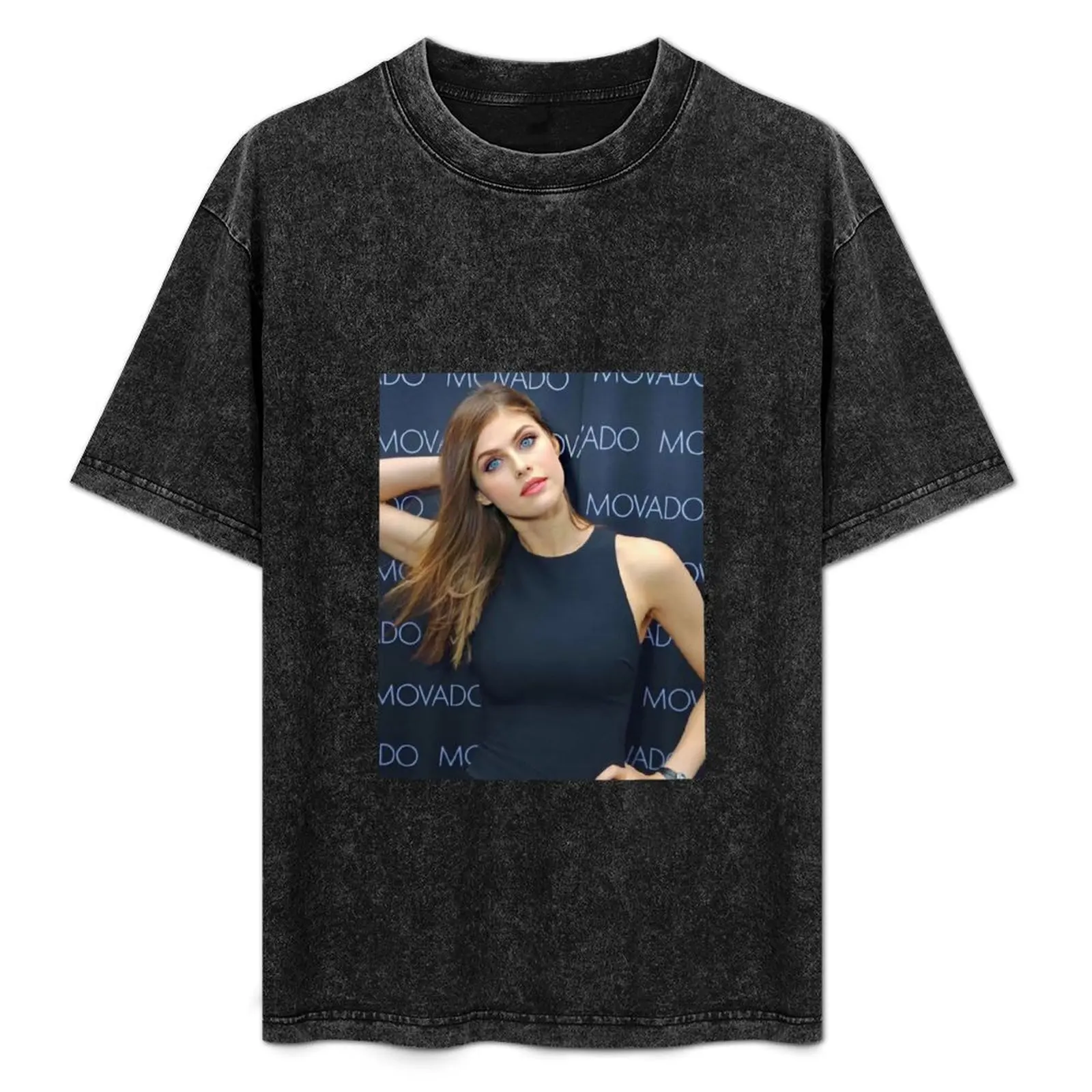 Impressionnant t-shirt à manches courtes avec motif yeux bleus fascinants d'Alessandra Daddario, grande taille
