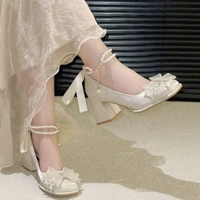 

Новые модные женские туфли на тонком высоком каблуке с круглым носком на блочном каблуке, женские свадебные туфли для двух видов одежды