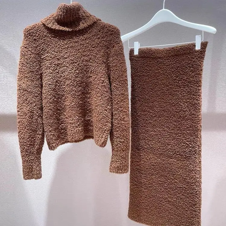 High-End Edition Mixed Knit High Collar Brown Versatile Top And Skirt Two-Piece Set for Women Fashionable Ensemble