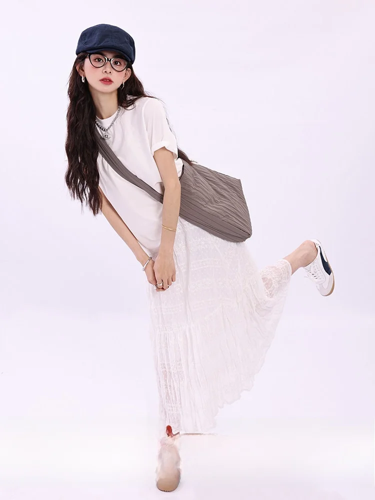 

Chen Jiajie Coast Wind White Lace Half Skirt Women's New 2025 High Waist Anti-aging Mesh A-word Long Skirt Fashionable Commute